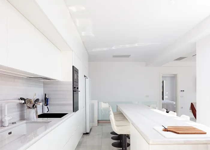 Casablanca * Chania (Crete)